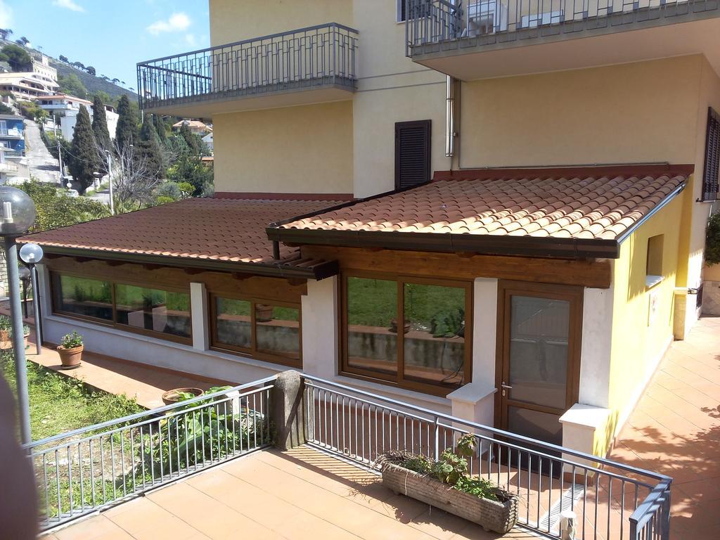Villa Eleonora ฟอร์เมีย ภายนอก รูปภาพ